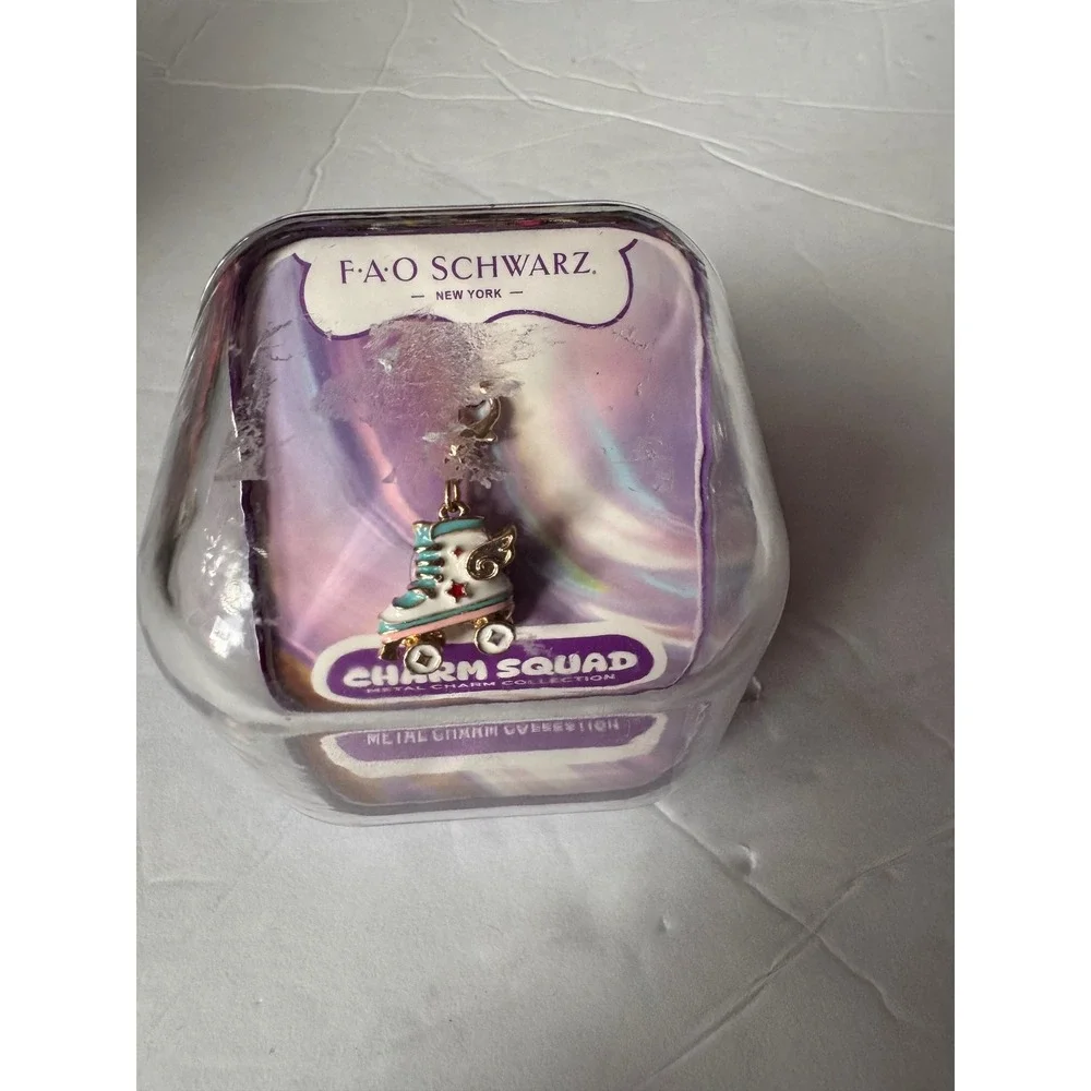 FAO Schwarz Charm Squad Roller Skate Metal Charm Winged Retro Enamel Gold Tone